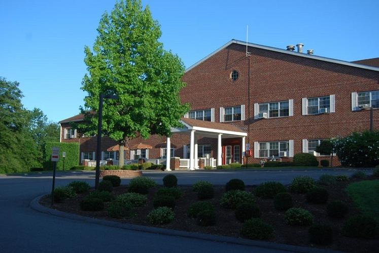 Longmeadow of Taunton Taunton, MA