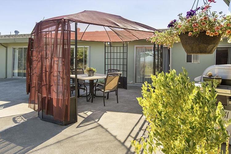 Windsor Care Center of Petaluma Petaluma, CA