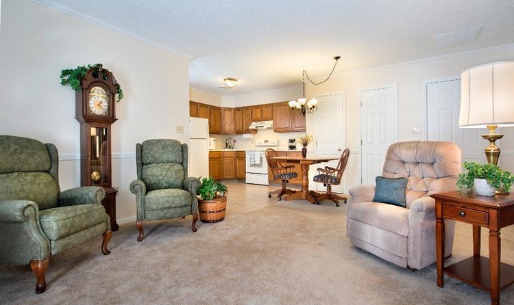 Colonial Oaks Retirement Community – Marion, IN – SeniorHousingNet.com