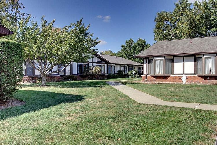 The Villas Senior Care Community Sherman, IL